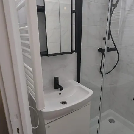 With Terrace, Swimming Pool And Tennis Apartment Nice