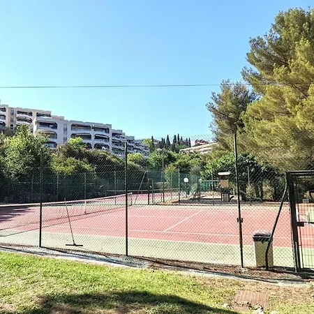 Appartement With Terrace, Swimming Pool And Tennis *